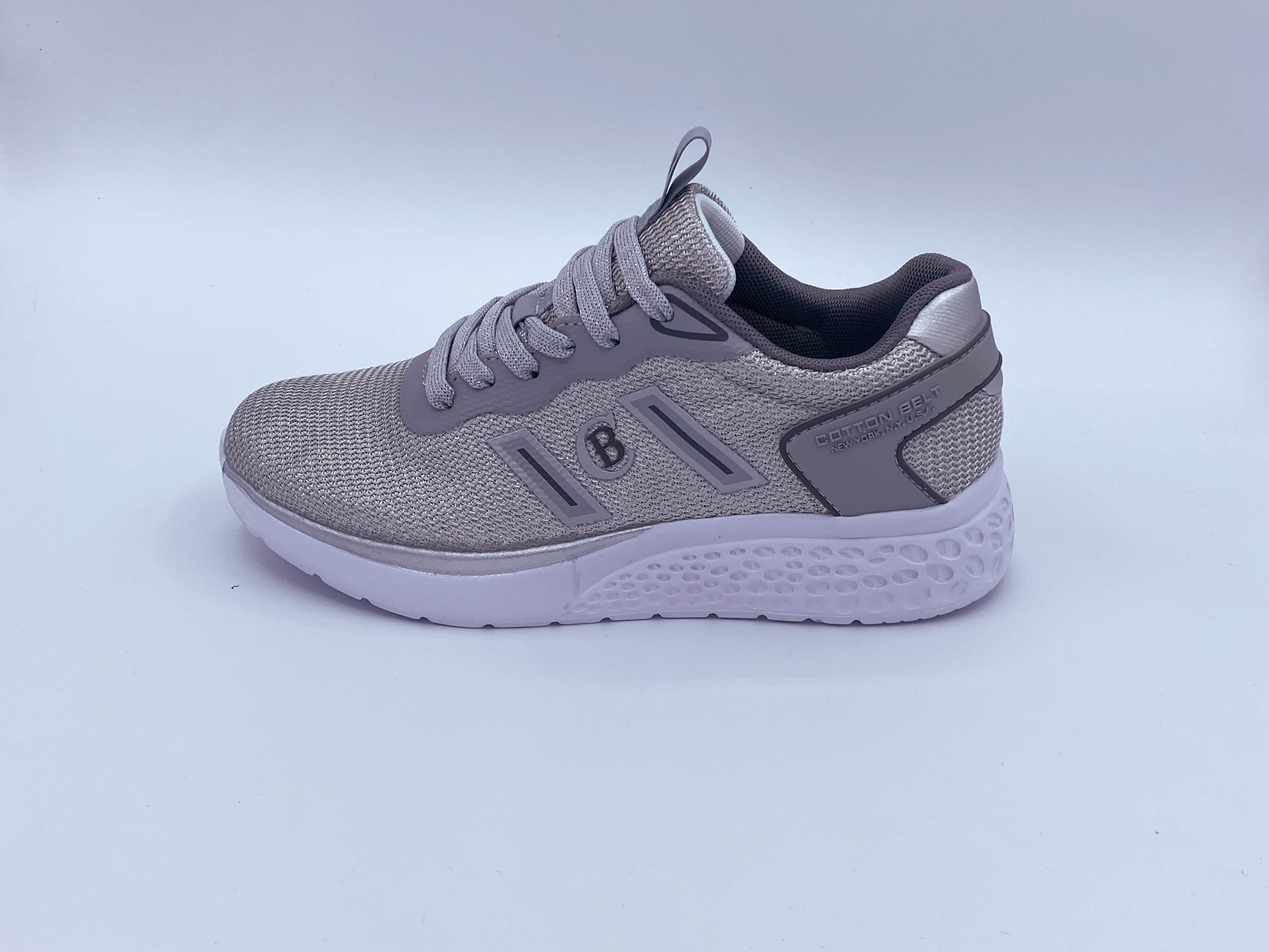 Sneakers Pro – Lightweight Everyday Sneakers